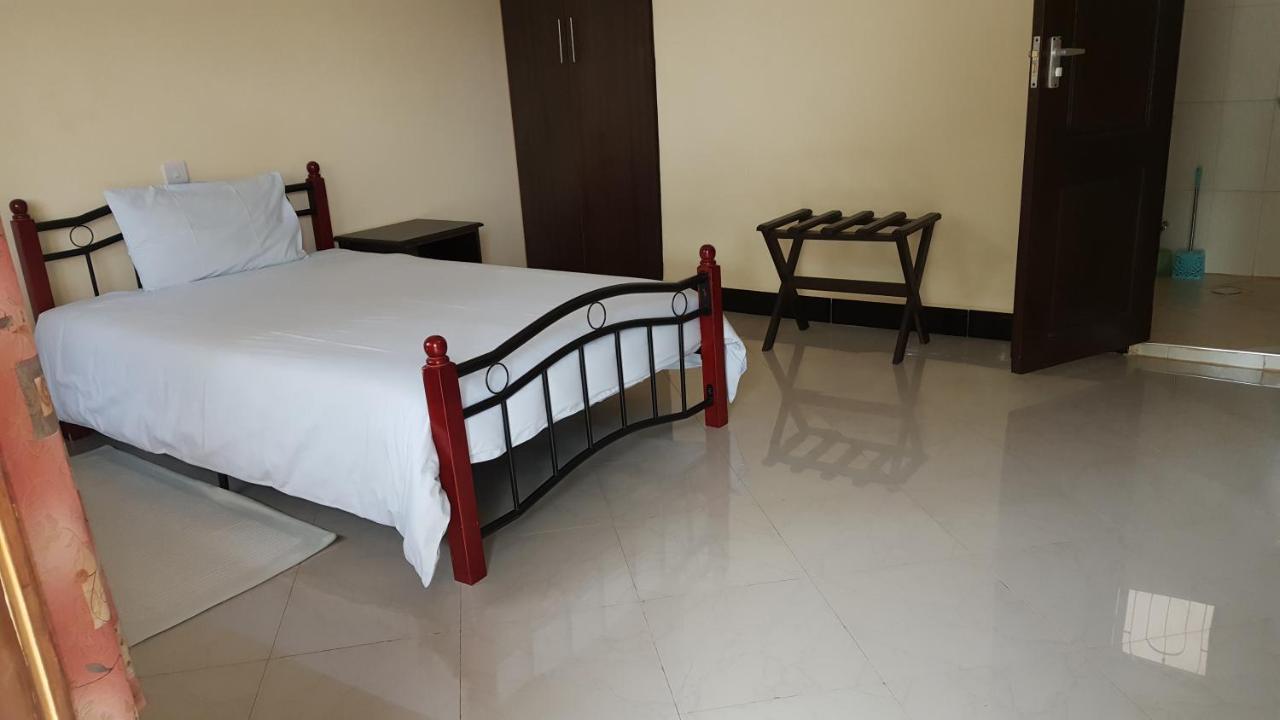 Kilimanjaro Country House Моші Екстер'єр фото