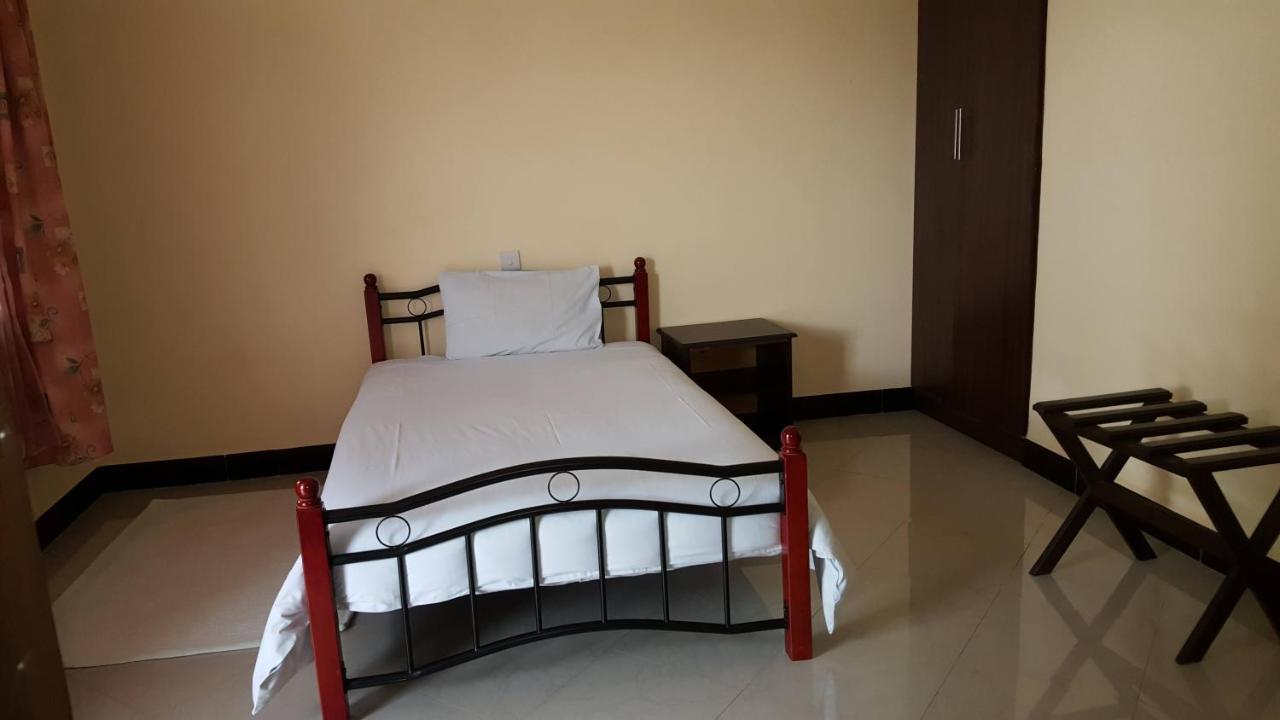 Kilimanjaro Country House Моші Екстер'єр фото