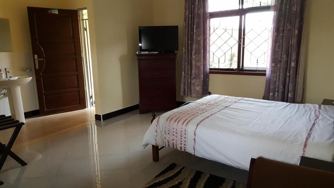 Kilimanjaro Country House Моші Екстер'єр фото