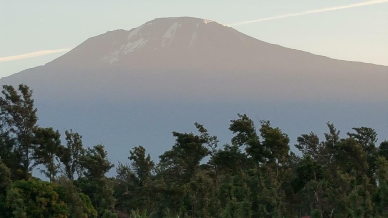 Kilimanjaro Country House Моші Екстер'єр фото